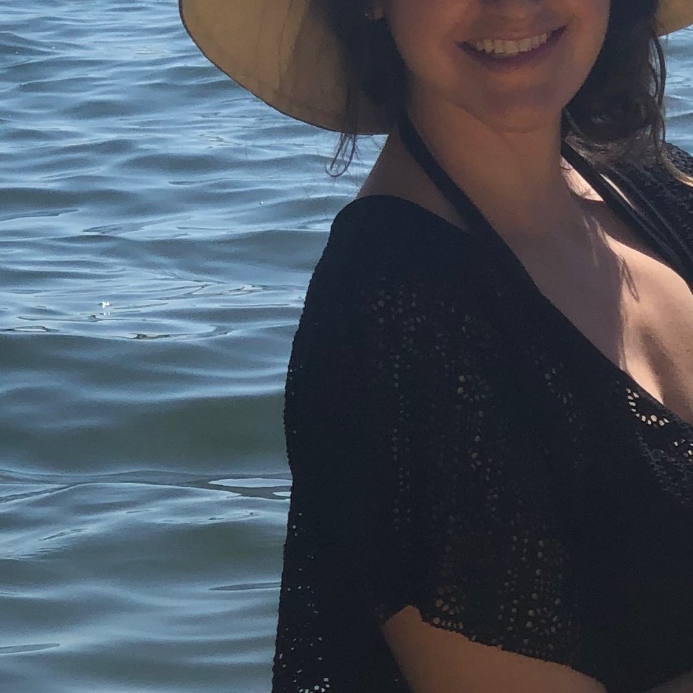 Meet your Posher, Amy